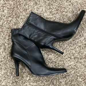 “Blue motion” Ankle Boots NWOT